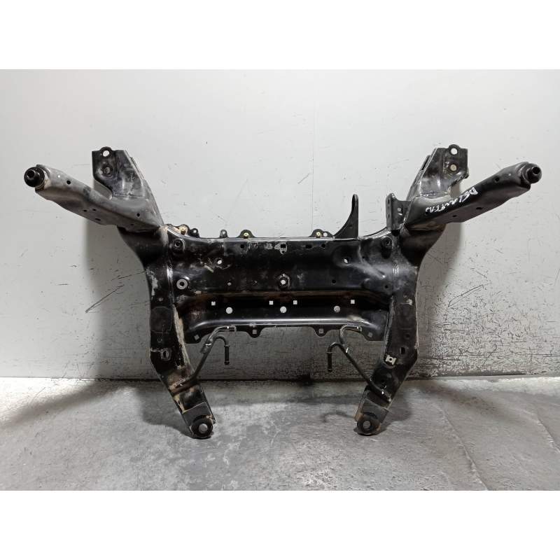 Recambio de puente delantero para bmw serie x1 (f48) sdrive18d referencia OEM IAM 687272902  LA CUNA