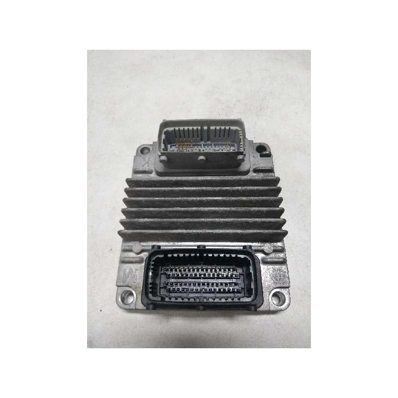 Recambio de centralita motor uce para chevrolet nubira wagon 1.8 cat referencia OEM IAM 96419331 XAKP 1M MR140