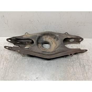 BRAZO SUSPENSION INFERIOR TRASERO IZQUIERDO 