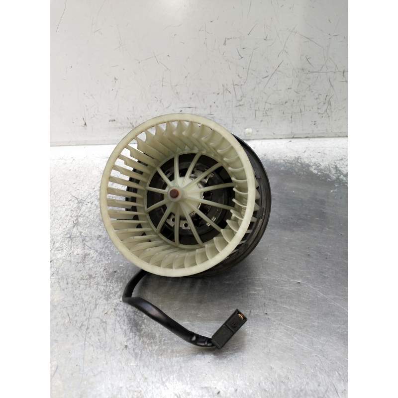 Recambio de motor calefaccion para audi 80 b4 sedán (8c2) 2.0 e referencia OEM IAM 3137020009 893819021 