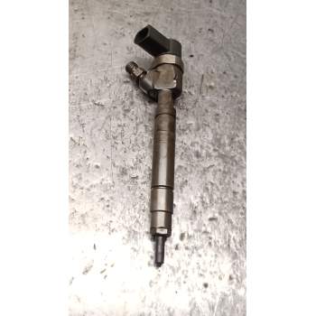 INYECTOR A6110701687 0986435056 BOSCH