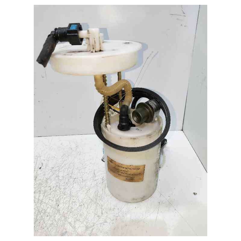 Recambio de bomba combustible para kia magentis 2.0 cat referencia OEM IAM IN30030160 20G 2006