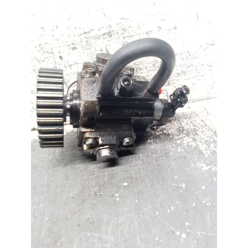 Recambio de bomba inyeccion para chevrolet captiva (c100, c140) 2.0 d referencia OEM IAM 0445010142 0041146 2006