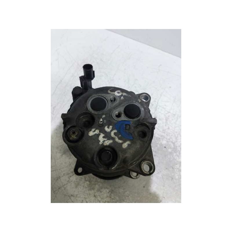 Recambio de compresor aire acondicionado para volvo v40 familiar 2.0 turbo cat referencia OEM IAM 5060116725 8708581 30612618 DK