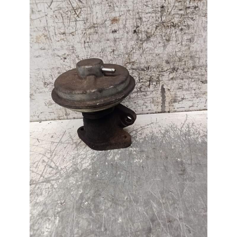 Recambio de valvula egr para chevrolet captiva (c100, c140) 2.0 d referencia OEM IAM  20VCDI 2006