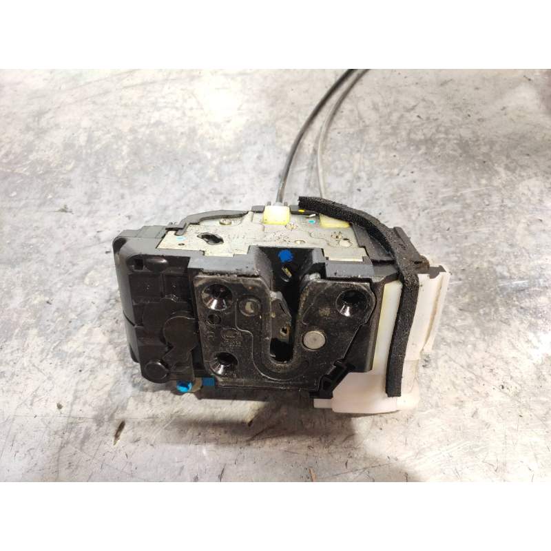 Recambio de motor cierre centralizado delantero derecho para hyundai i20 classic referencia OEM IAM  3P 