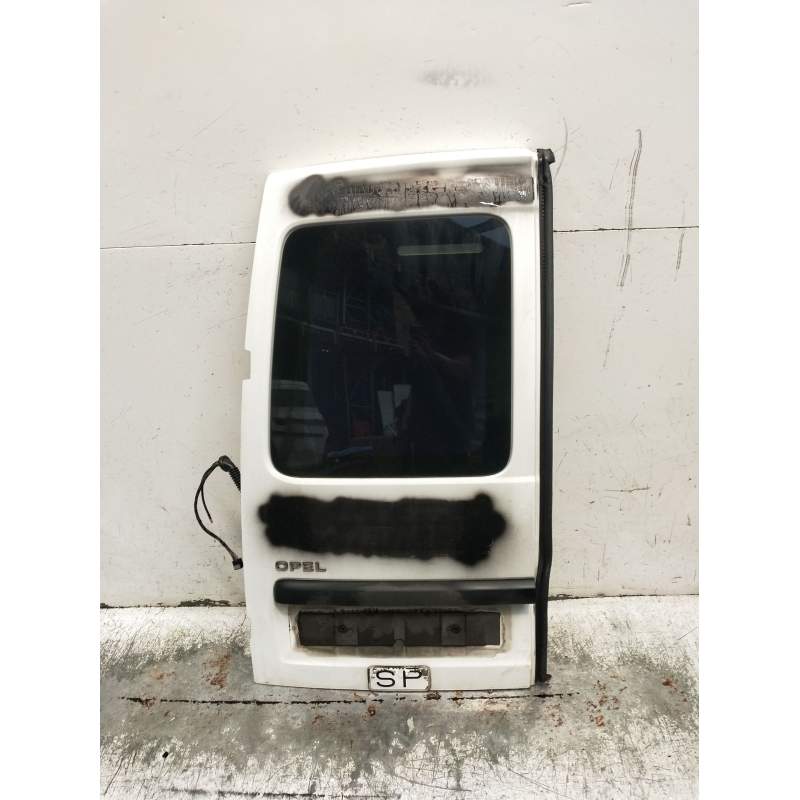 Recambio de puerta trasera izquierda para opel combo furgoneta/monovolumen 1.7 di 16v referencia OEM IAM  5P 2001