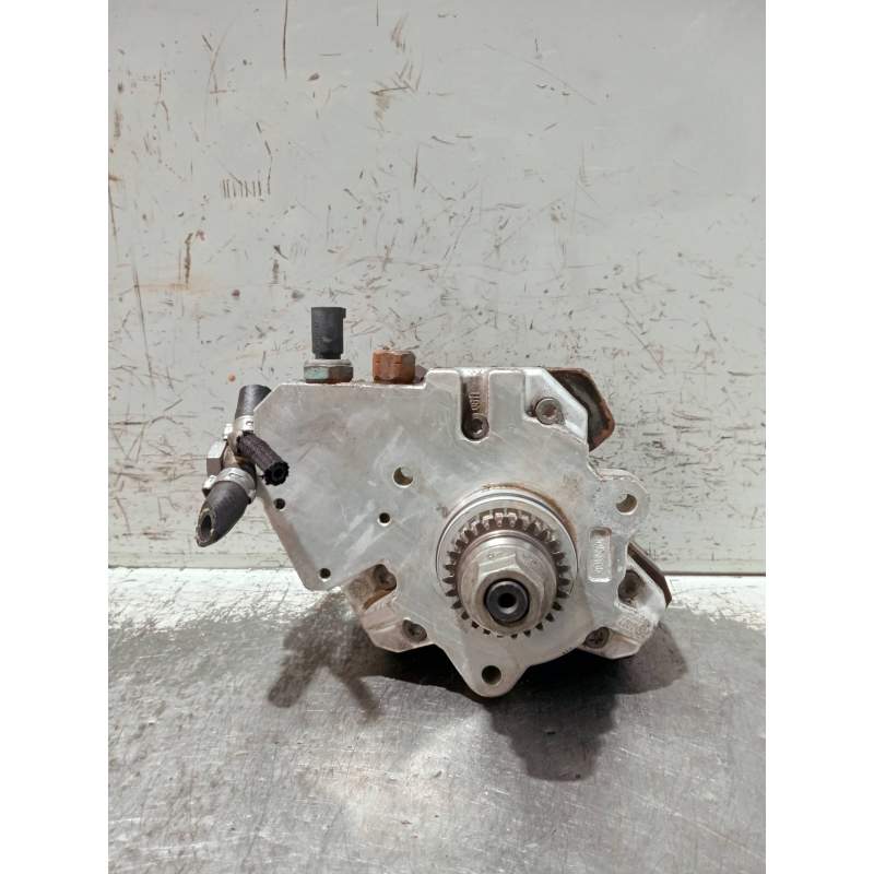 Recambio de bomba inyeccion para mercedes-benz clase a (w169) referencia OEM IAM A6400700701 0445010120 BOSCH