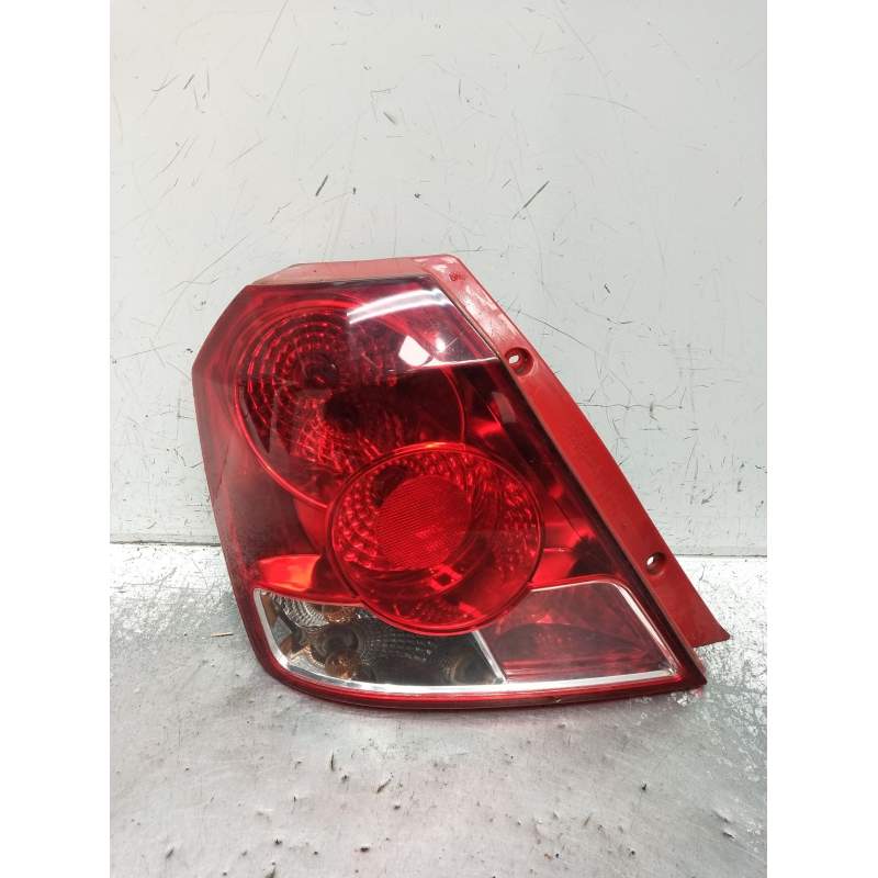 Recambio de piloto trasero izquierdo para daewoo kalos (klas) 1.4 referencia OEM IAM   2002