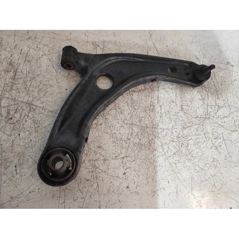 Recambio de brazo suspension inferior delantero derecho para toyota urban cruiser active referencia OEM IAM   