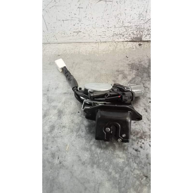 Recambio de motor cierre centralizado porton para lexus nx 300h 4wd referencia OEM IAM 41231010130 1638000462 