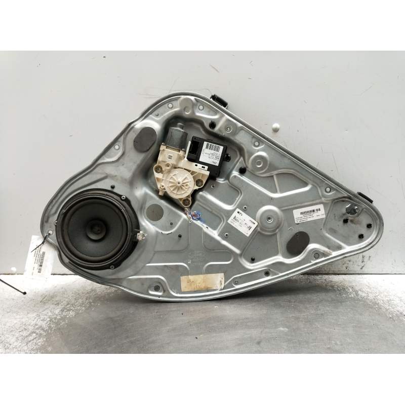 Recambio de elevalunas trasero derecho para ford focus berlina (cap) ghia referencia OEM IAM 4M51A045H22 5P 