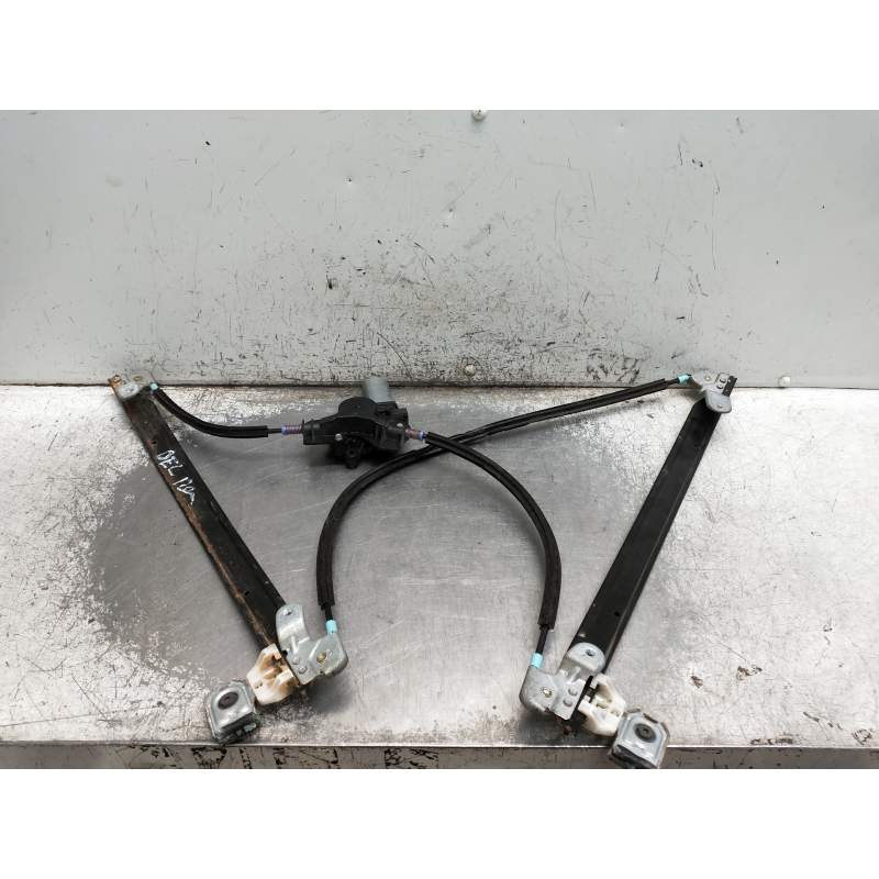 Recambio de elevalunas delantero izquierdo para chrysler voyager (rg) referencia OEM IAM EA07357 AY2621002761 2001