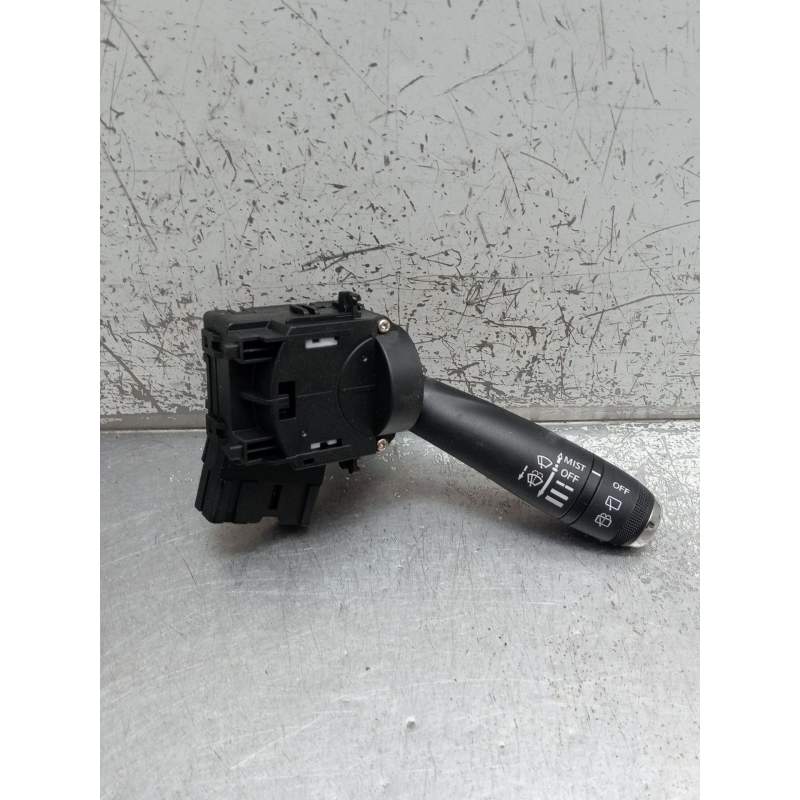 Recambio de mando limpia para dacia spring ev (b6m1) referencia OEM IAM 120045869  