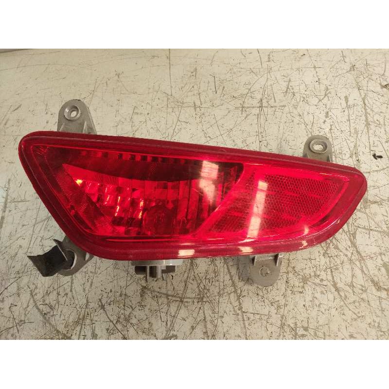 Recambio de piloto trasero derecho paragolpes para hyundai ix20 1.4 cat referencia OEM IAM 924051K0  