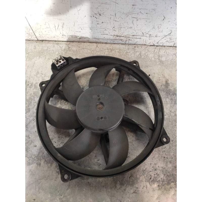 Recambio de electroventilador para renault scenic iii authentique referencia OEM IAM 214810898R 15DCI 2009
