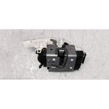 MOTOR CIERRE CENTRALIZADO TRASERO DERECHO A0997300235 