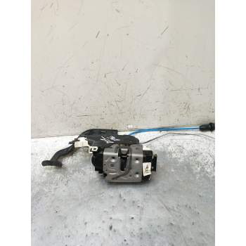MOTOR CIERRE CENTRALIZADO DELANTERO DERECHO A0997202201 5P W246/2016