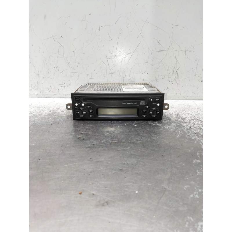Recambio de sistema audio / radio cd para nissan cabstar 09.06 referencia OEM IAM 28185MB40A  2006