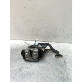 MOTOR CIERRE CENTRALIZADO DELANTERO IZQUIERDO A0997201901 5P W246/2016