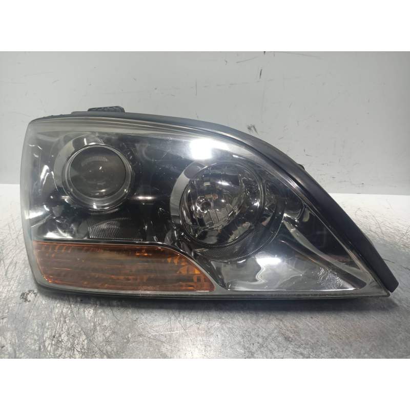 Recambio de faro derecho para kia sorento 2.5 crdi referencia OEM IAM  LUPA 2006