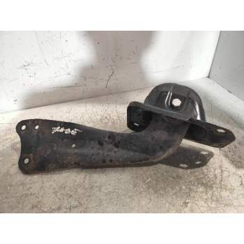 BRAZO SUSPENSION INFERIOR TRASERO DERECHO 5Q0505323C