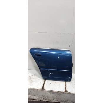 PUERTA TRASERA DERECHA 5P 04