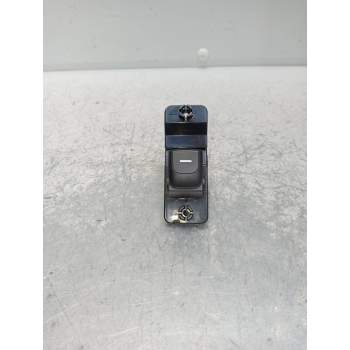 MANDO ELEVALUNAS DELANTERO DERECHO 4C752R1310 