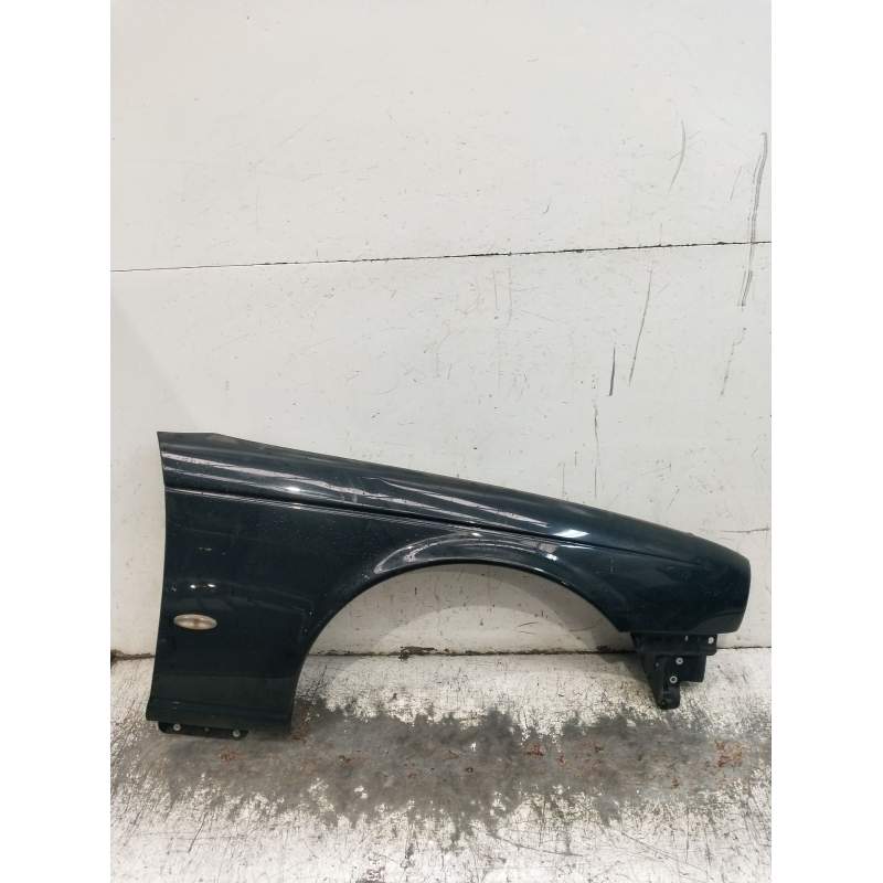 Recambio de aleta delantera derecha para jaguar xj 2.7 d xj6 executive referencia OEM IAM   2005