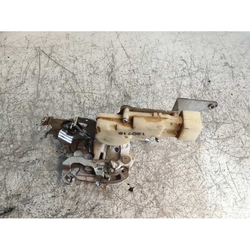 Recambio de motor cierre centralizado trasero derecho para isuzu d-max double cab basis 4wd referencia OEM IAM 8982317761  