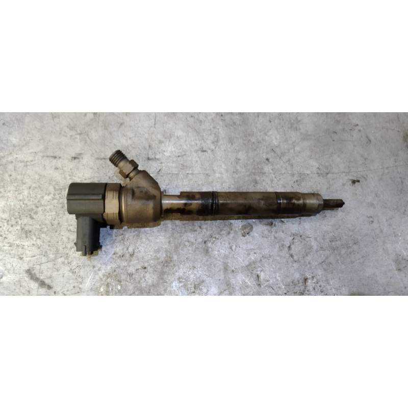 Recambio de inyector para hyundai accent (mc) gl crdi referencia OEM IAM 0445110256 338002A400 2005