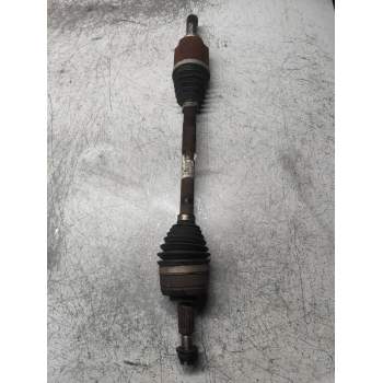 TRANSMISION DELANTERA IZQUIERDA 8200847584 15DCI 2009