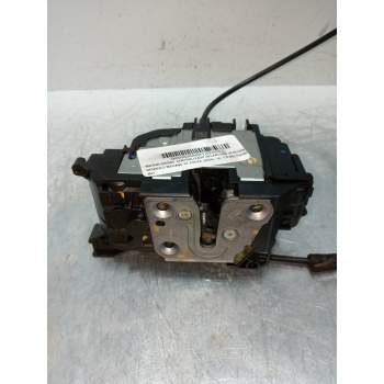 MOTOR CIERRE CENTRALIZADO DELANTERO DERECHO 805020003R 3P 2008