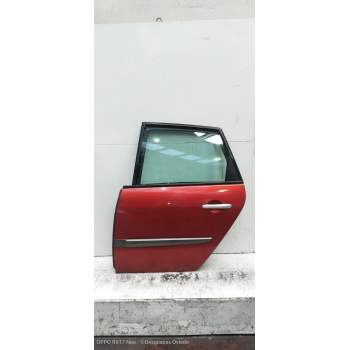 PUERTA TRASERA IZQUIERDA 5P 2003