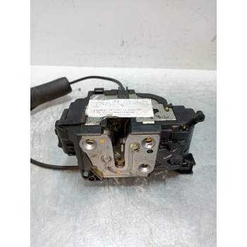 MOTOR CIERRE CENTRALIZADO TRASERO IZQUIERDO 825030002R 5P 2012