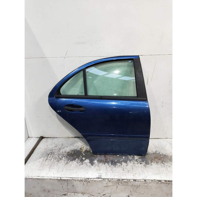 Recambio de puerta trasera derecha para mercedes-benz clase c (w203) berlina referencia OEM IAM  4P 2000