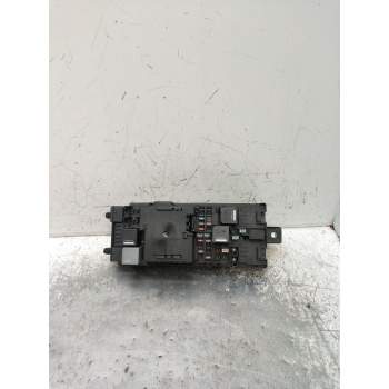 CAJA RELES / FUSIBLES JPLA14A073BB 5C5A11F01 2016