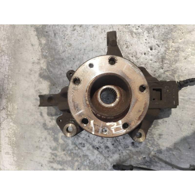 Recambio de mangueta delantera izquierda para renault scenic iii authentique referencia OEM IAM  15DCI 2009