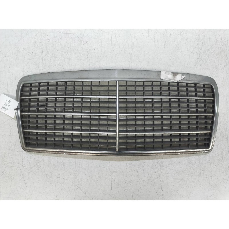 Recambio de rejilla delantera para mercedes clase e (w124) berlina 3.0 diesel cat referencia OEM IAM   