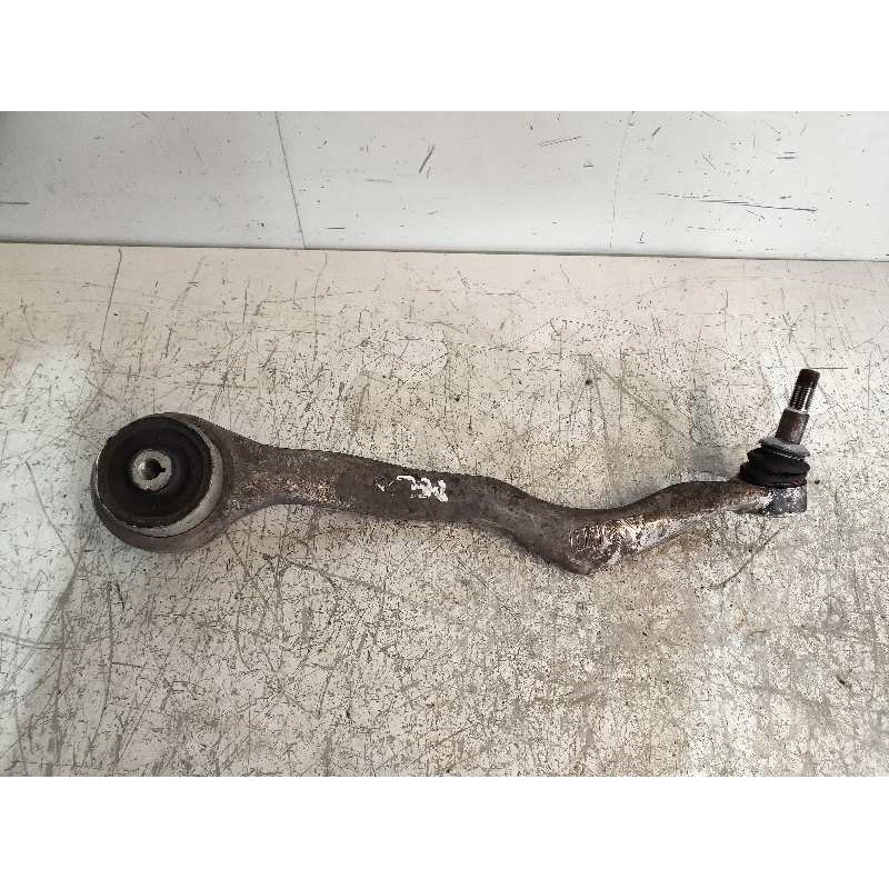 Recambio de brazo suspension inferior delantero derecho para bmw serie 1 lim. (f20) 118d referencia OEM IAM 118173  