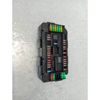 CAJA RELES / FUSIBLES 938906801 