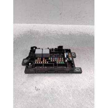 CAJA RELES / FUSIBLES J9C314A073BB 