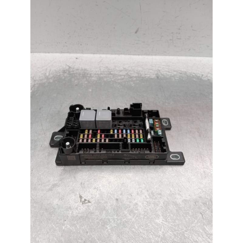 Recambio de caja reles / fusibles para jaguar e-pace (x540) 2.0 d180 awd referencia OEM IAM J9C314A073BB  