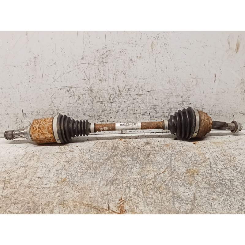 Recambio de transmision delantera izquierda para dacia sandero referencia OEM IAM 17832R 10G 2012