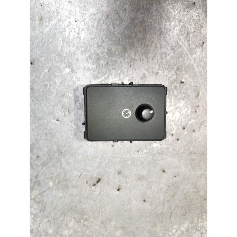 Recambio de mando multifuncion para land rover discovery sport s referencia OEM IAM FK7211654DC  