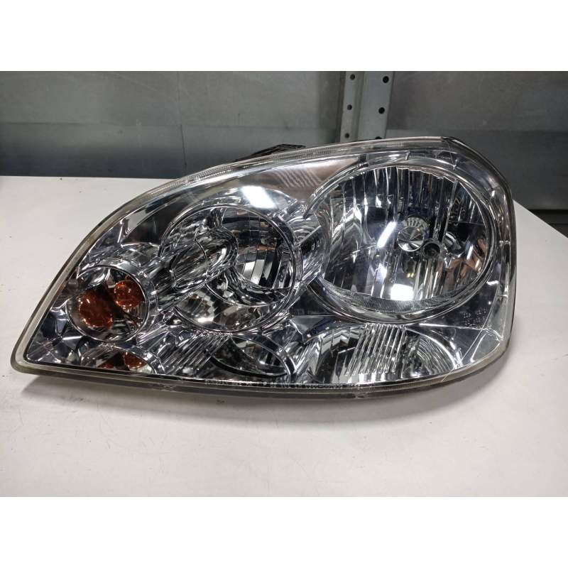 Recambio de faro izquierdo para chevrolet nubira berlina 1.6 cat referencia OEM IAM   