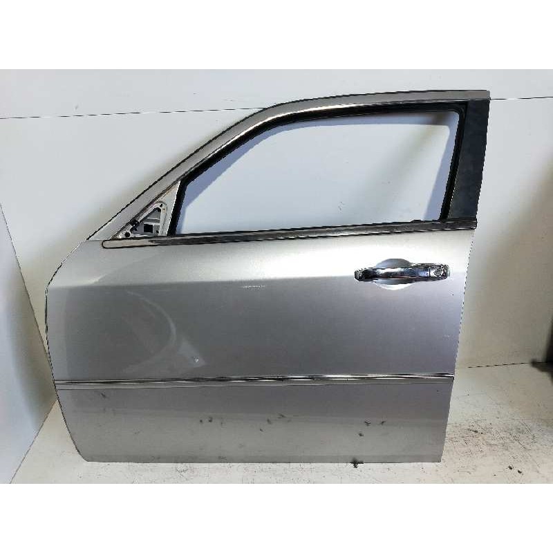 Recambio de puerta delantera izquierda para chrysler 300 c 3.5 referencia OEM IAM   