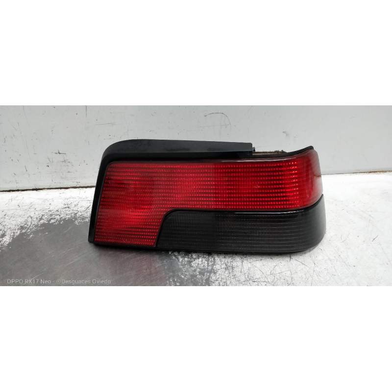 Recambio de piloto trasero derecho para peugeot 405 berlina embassy referencia OEM IAM   