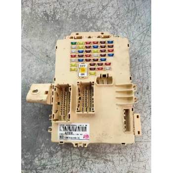 CAJA RELES / FUSIBLES 91950A203010 B03 2012