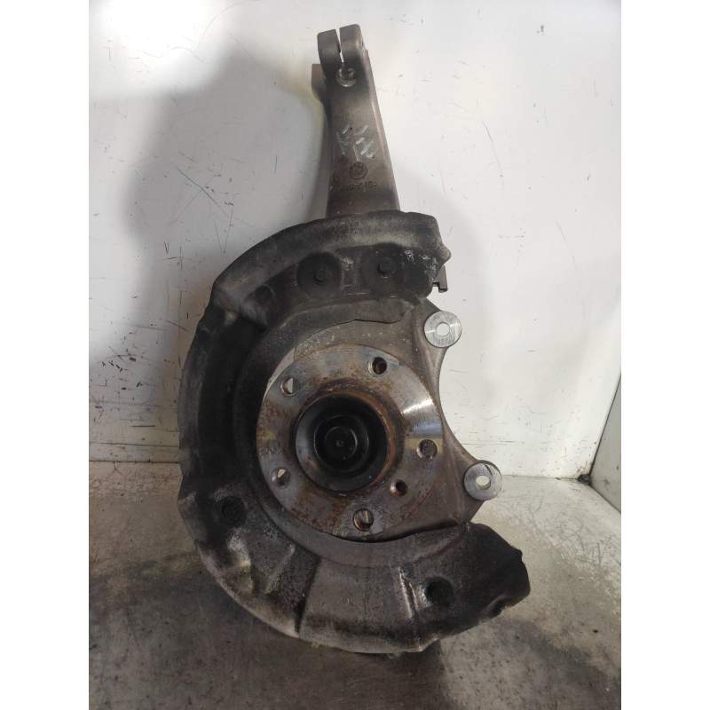 Recambio de mangueta delantera izquierda para bmw serie 5 lim. (f10) 520d referencia OEM IAM  520D 2014